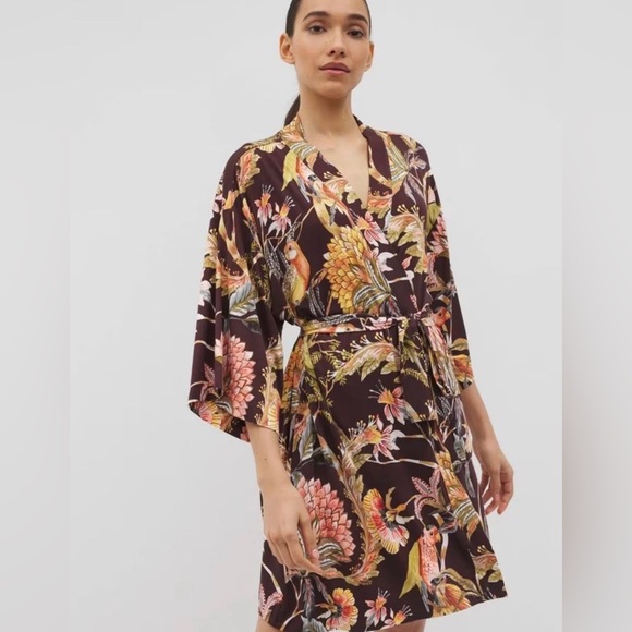 Soma Other - SOMA COOL NIGHTS KIMONO SHORT ROBE SIZE Small/Medium NWT!